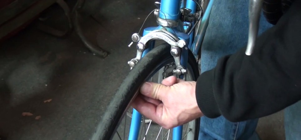 lagers je fiets nakijken : video | cyclo